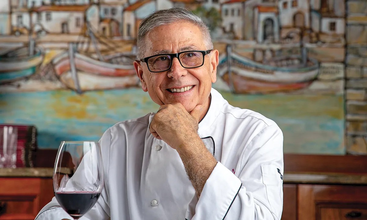 A mural by artist Alessandro Barocchi depicts Enzo’s Calabrian hometown. Photograph: Ben Kelly.