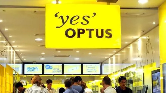 Thumbnail for Optus accused of dodgy sales and debt chasing