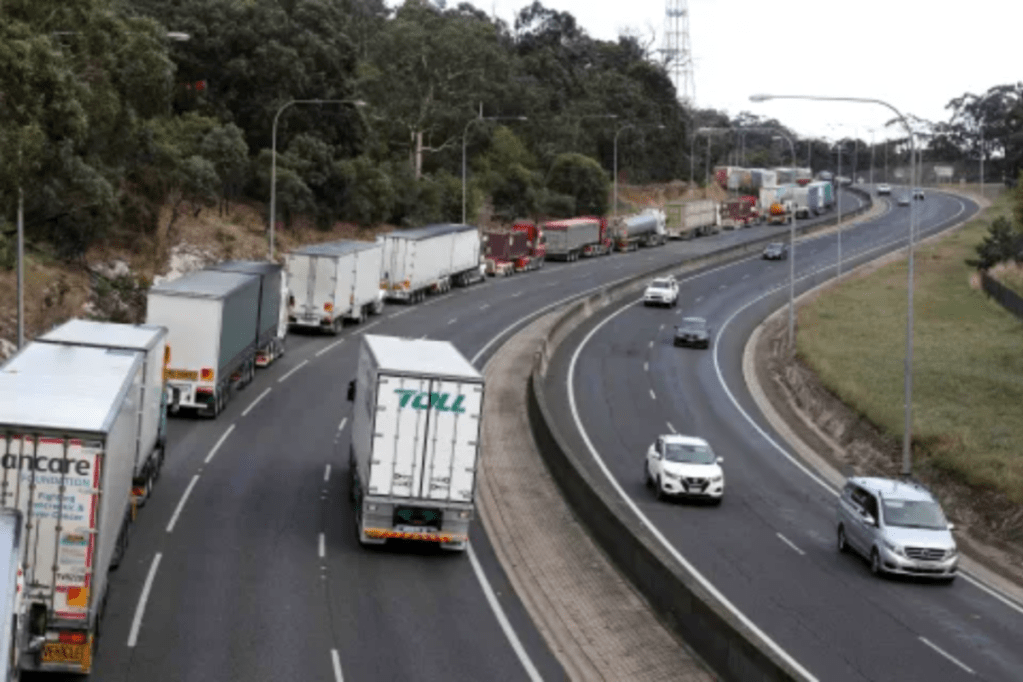 Thumbnail for State Govt ‘actively considering’ banning trucks overtaking on freeway