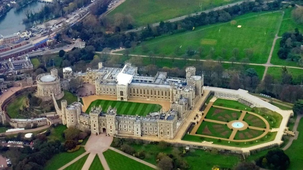 Dramatic breakin at Windsor Castle as William, Kate, kids sleep