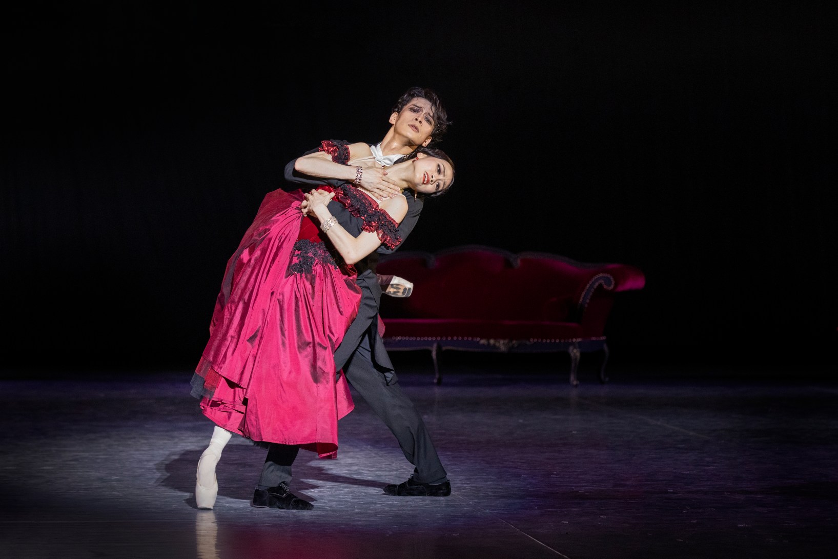 Wu Husheng and 
Qi Bingxue from the Shanghai Ballet will perform in Brisbane in Derek Deane's The Lady of the Camellias.