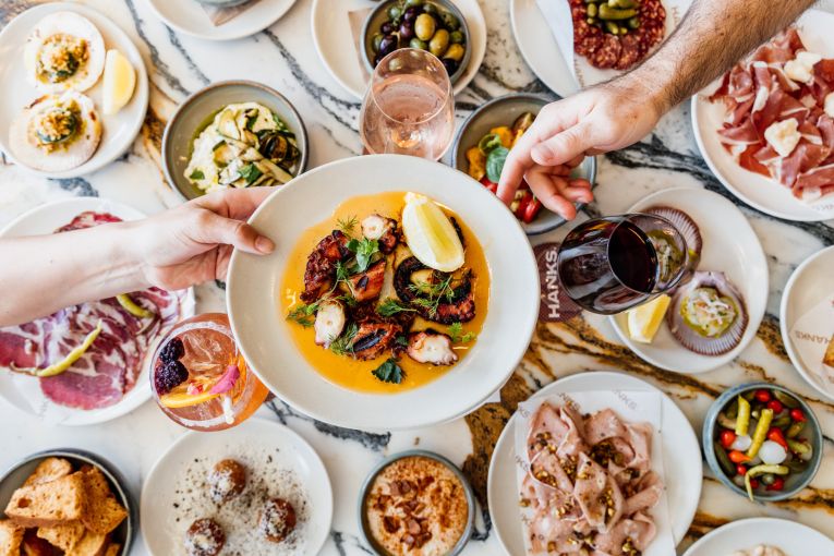 Images of the food and cocktails at Hanks at Kirra