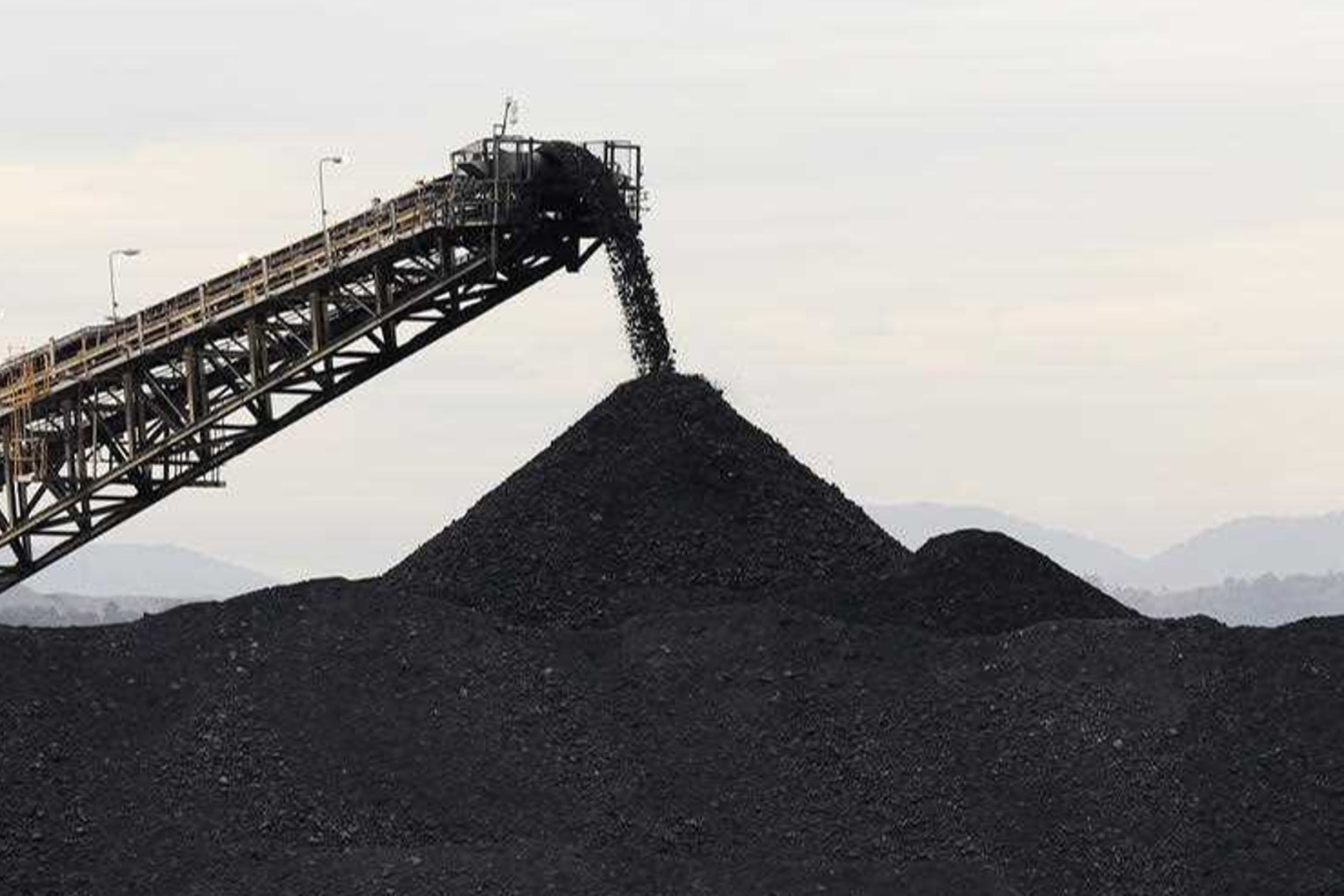 Queensland is the coal capital of Australia, accounting for 56 per cent of the nation's production. Photo: Nikki Short/AAP 