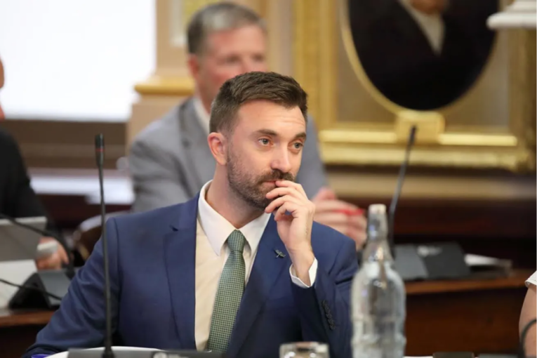 Thumbnail for Greens turn up the heat on dodgy rentals