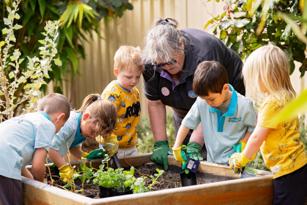 Thumbnail for Largest childcare provider signs on to wage rise