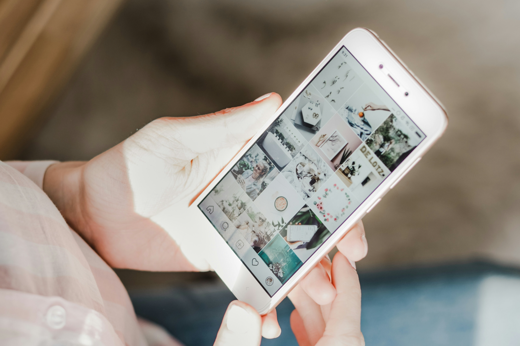 More Australians are choosing to sign off from social media, a study shows. Photo: Unsplash