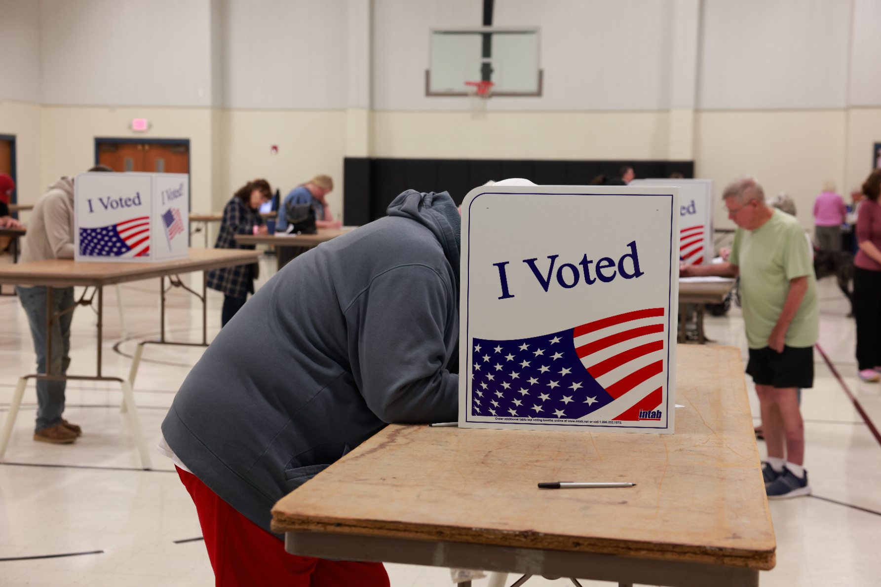 Voters cast their ballots in Bloomington, Indiana. Photo: Sipa USA