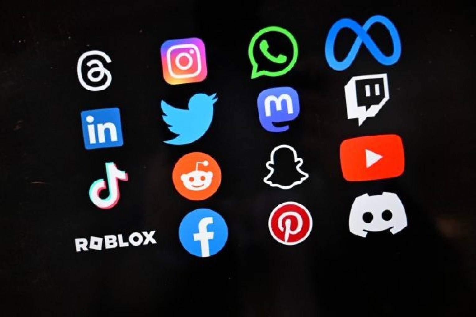 Australians under 16 will soon be banned from a host of social media platforms.