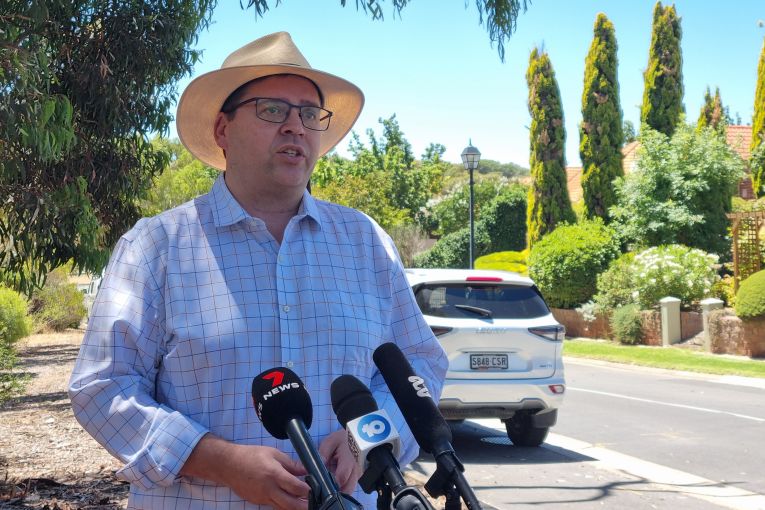Thumbnail for Liberal deputy leader John Gardner to leave parliament