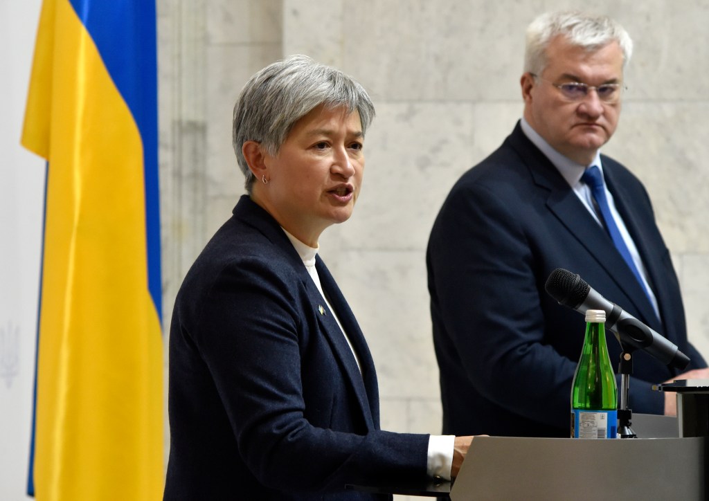 Thumbnail for Australia to reopen Ukraine embassy, pledges more aid