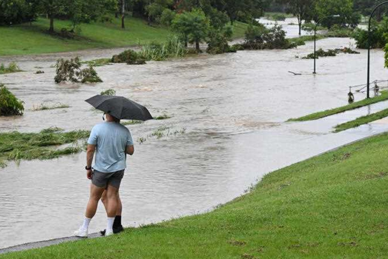 The weather bureau says severe thunderstorms could lead to flash flooding in many areas. Photo: Darren England/AAP