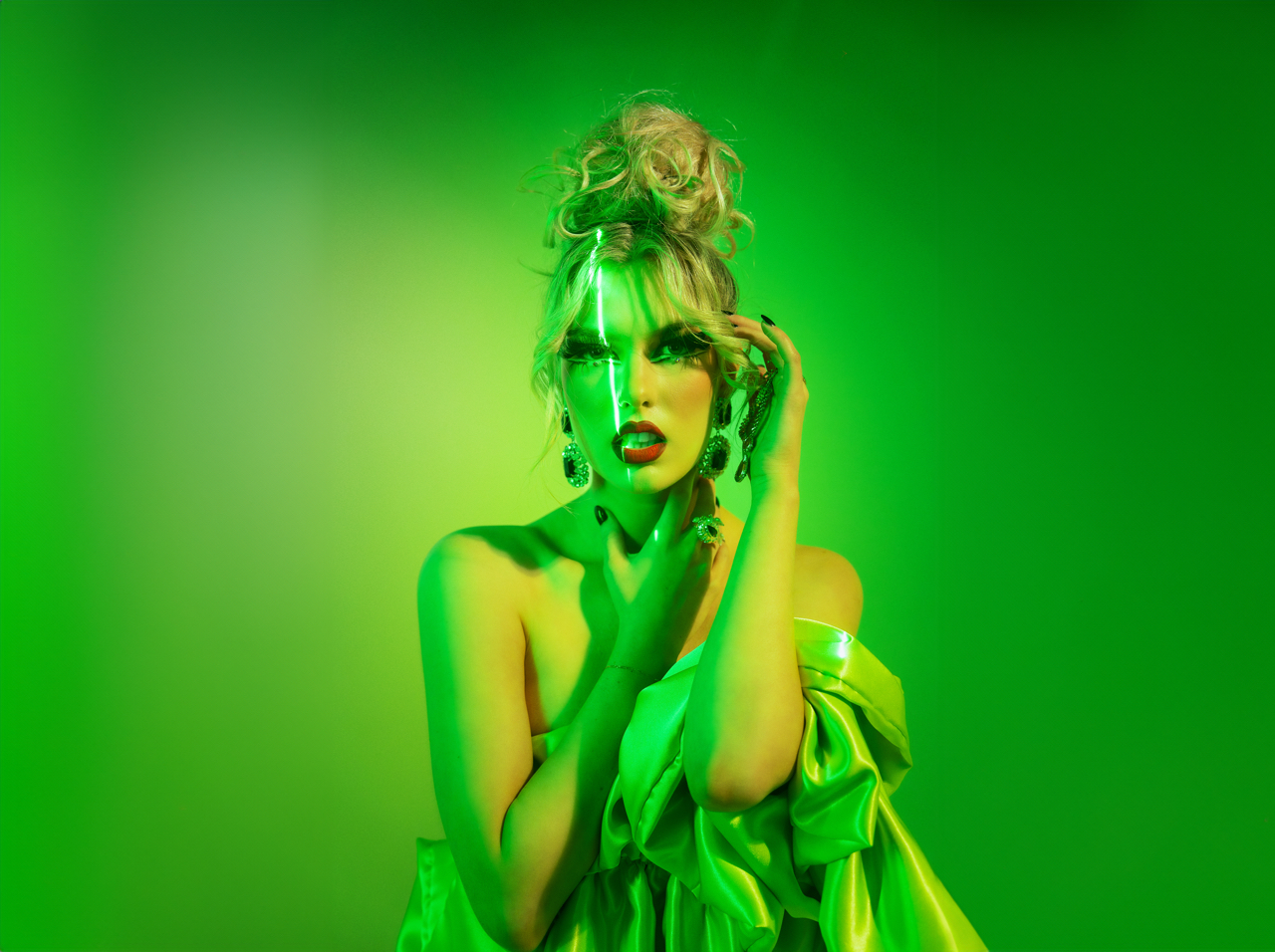 Adelaide Fringe artist Alex De Porteous.