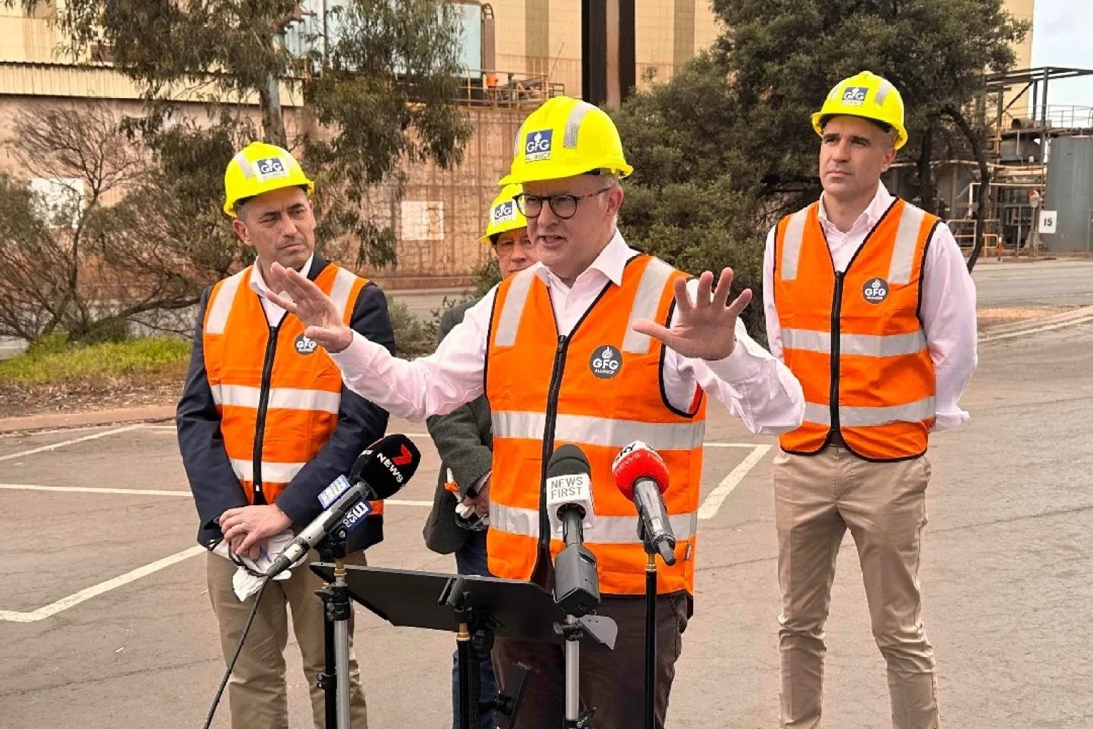 Prime Minister Anthony Albanese and Premier Peter Malinauskas in Whyalla on Monday morning. Photo: David Simmons/InDaily