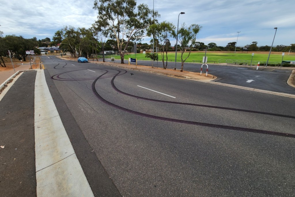 Thumbnail for ‘Gender reveal burnout’ in northern suburbs goes wrong