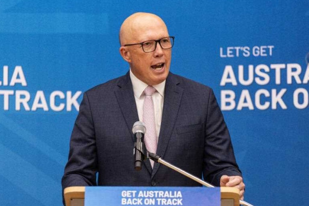 Thumbnail for Dutton makes personal pitch at Coalition campaign rally