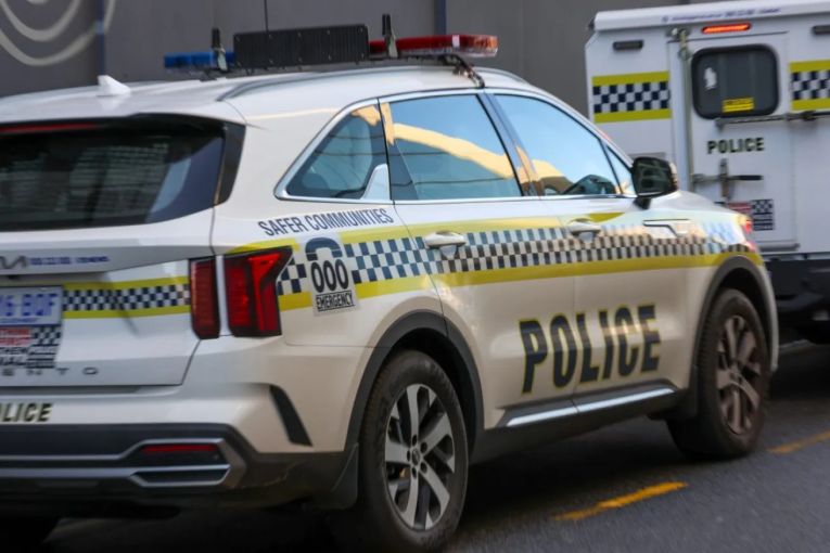 Thumbnail for Police shoot man dead in southern suburbs
