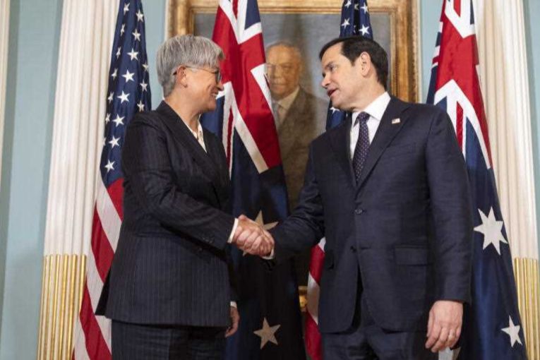 Thumbnail for Australia pushing for total tariff relief in US talks