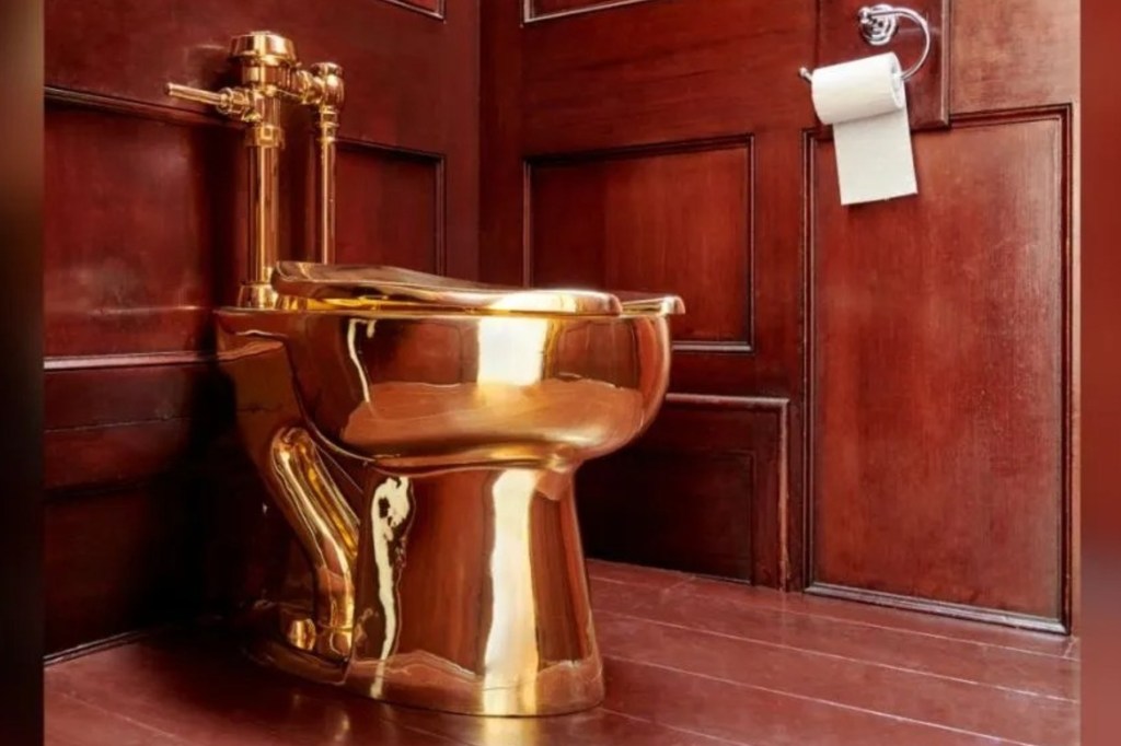 Thumbnail for Trio on trial over theft of $6m gold toilet