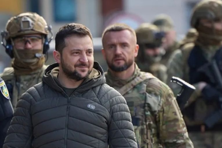 Thumbnail for Ukraine agrees to minerals deal with US