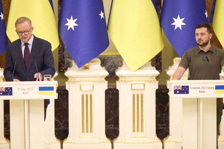 Thumbnail for PM to join leaders for Ukraine peace phone call