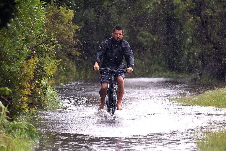 Thumbnail for Flooding threat rises as thousands on alert