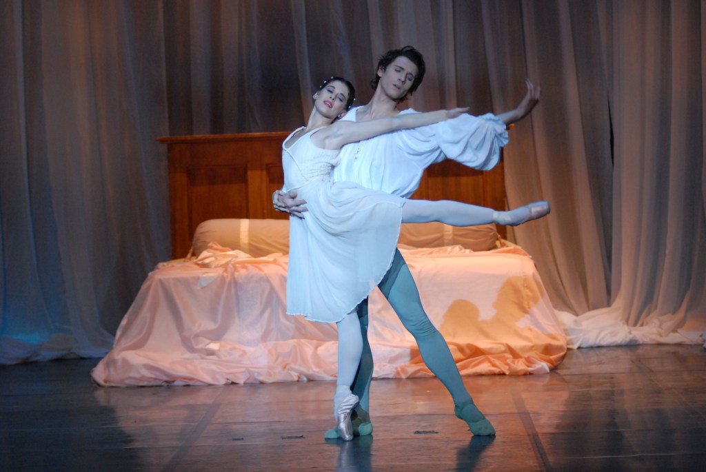 Bernice Silvius and Christian Tatchev in South African Ballet Theatre's production of Romeo and Juliet in 2007.
