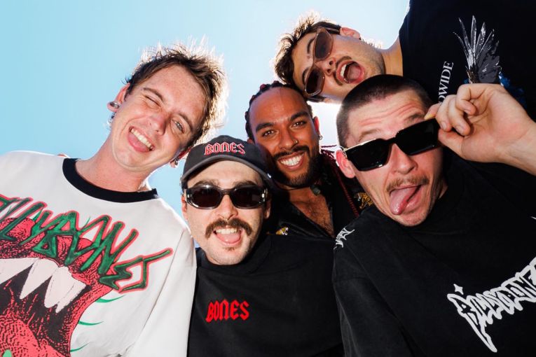 Thumbnail for Tracks Party