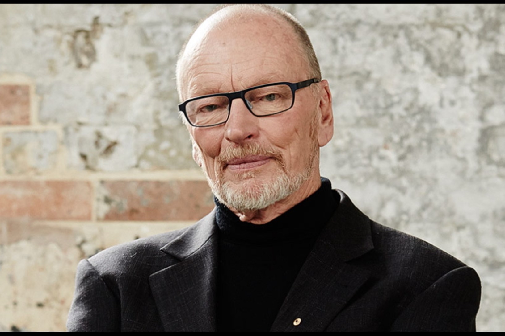 On the night of the federal election, thespian John Bell will read lines from The Tempest, accompanied by Queensland Symphony Orchestra.