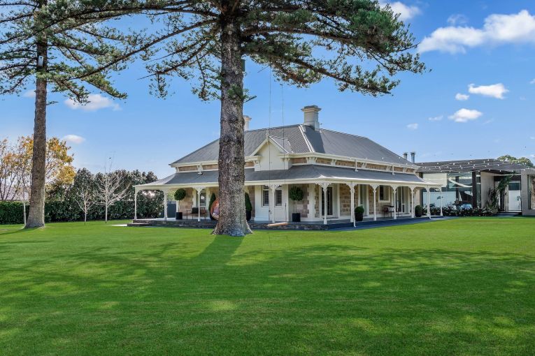 Thumbnail for Ultra-premium Lower Mitcham oasis hits the market