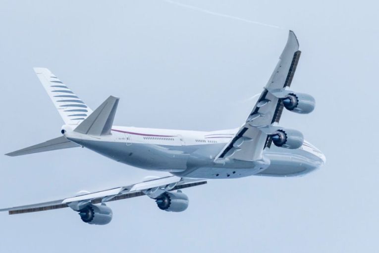 Thumbnail for Trump defends plan to accept luxury jet from Qatar