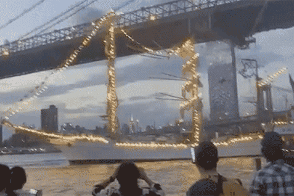 Thumbnail for Two killed as Mexican Navy training ship hits US bridge