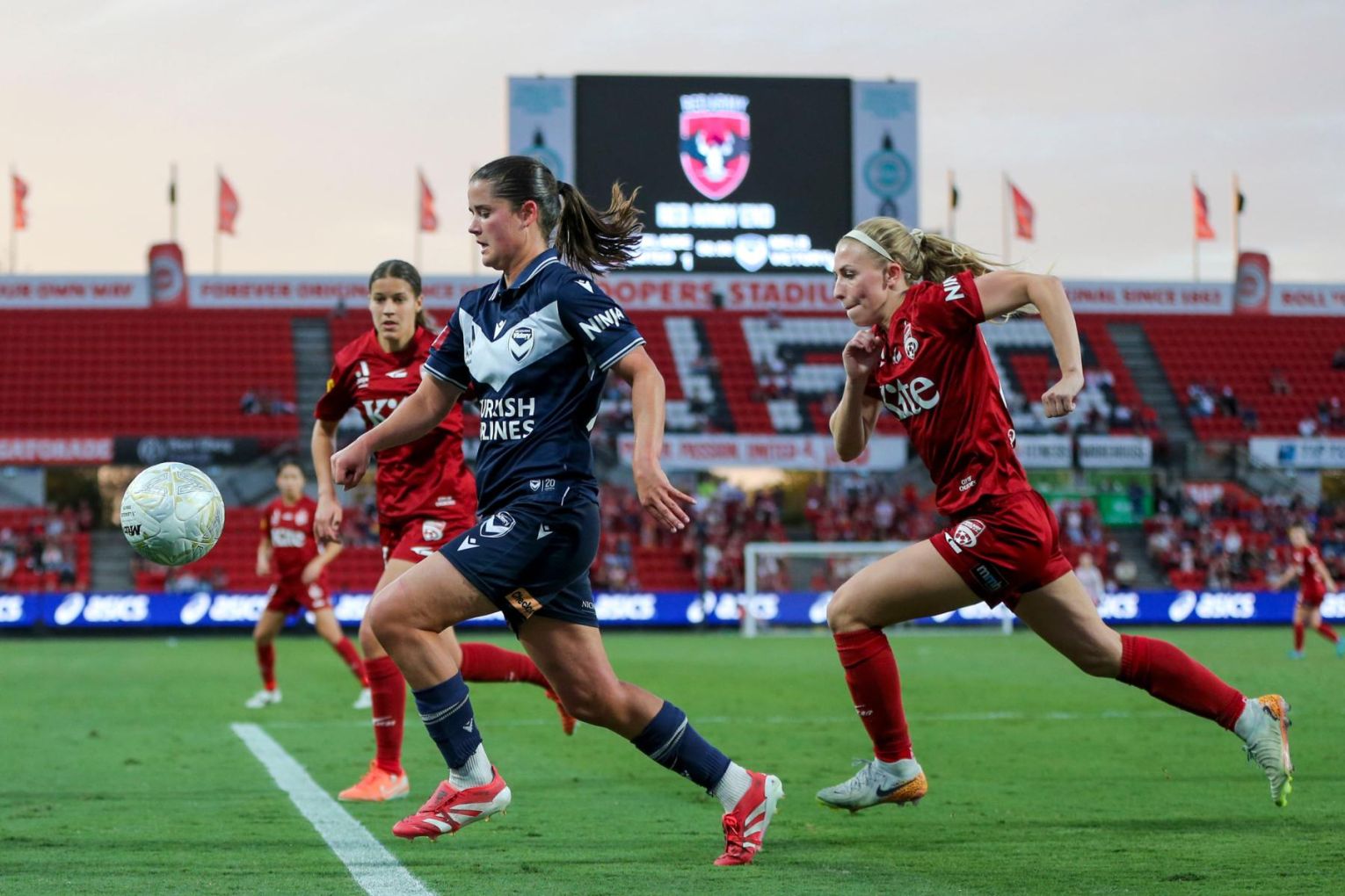 Adelaide United hosted Melbourne Victory for the first A-League Women semi final on Sunday at Coopers Stadium. Image: Matt Turner 