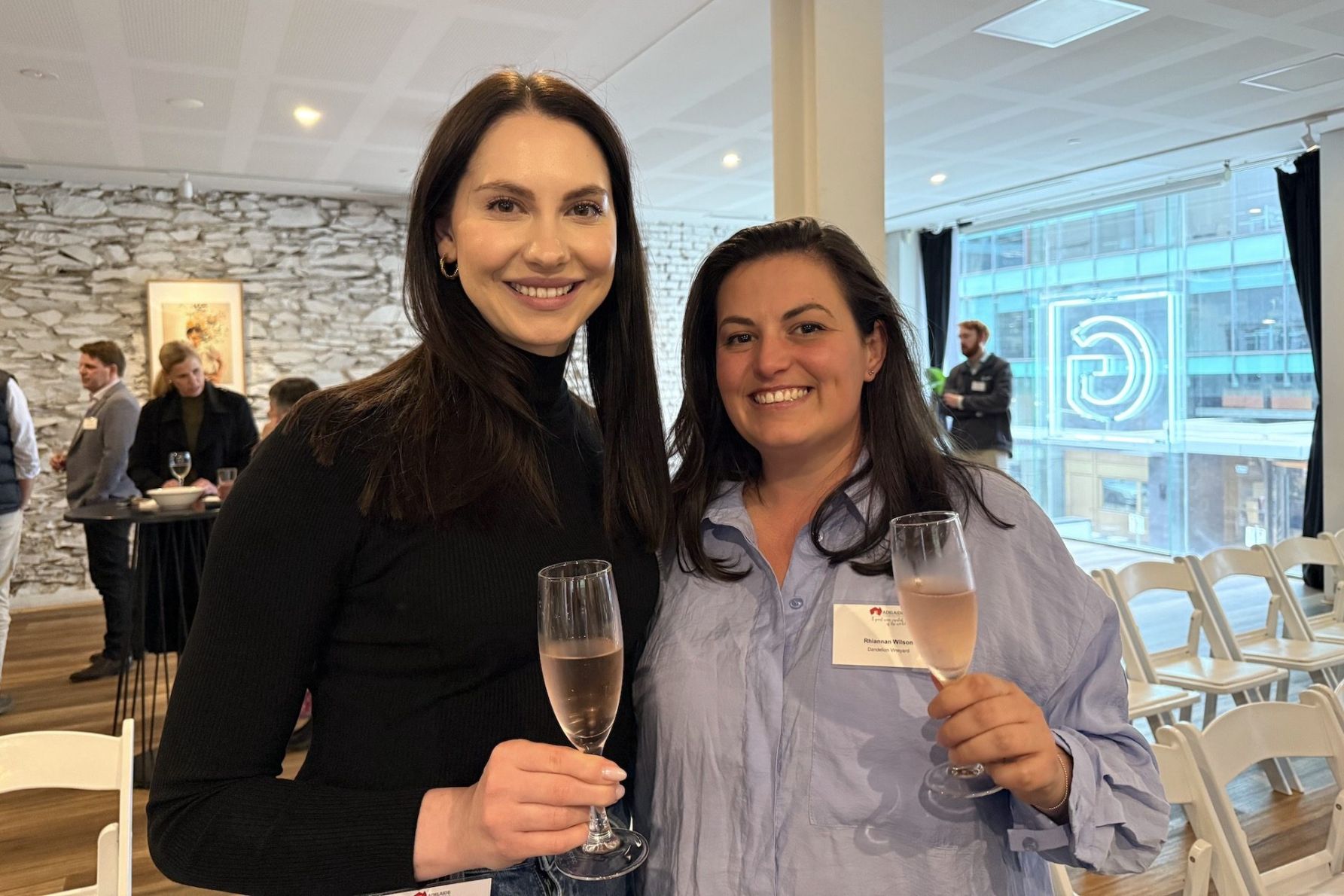 Daria Roschupkin and Rhiannan Wilson