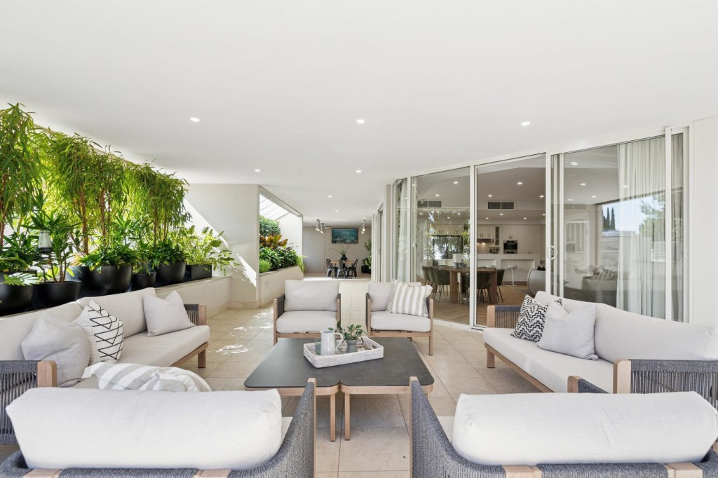 Thumbnail for 1/225 East Terrace, Adelaide
