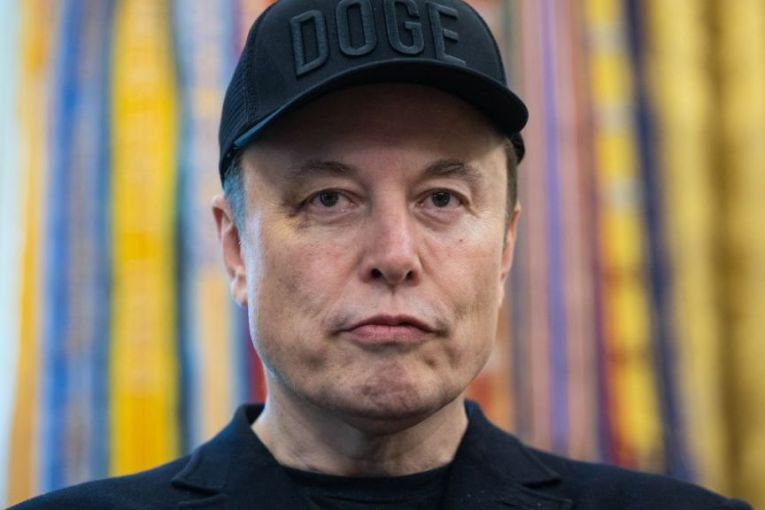 Thumbnail for Jury tosses out Musk's lawsuit in battle of AI titans 