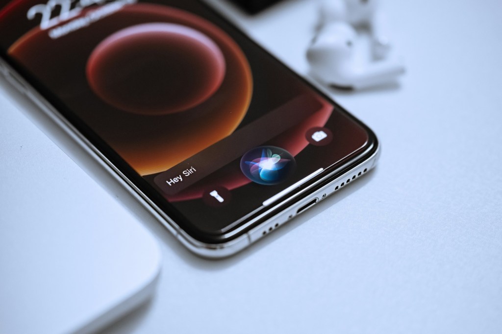 Thumbnail for Apple boosts AI features but leaves Siri behind for now