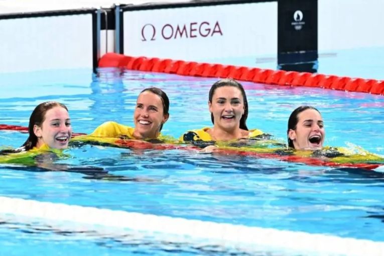 Thumbnail for Swimming golden girls open up on dark lows