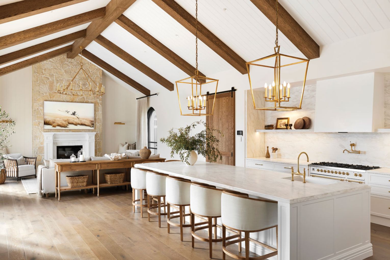 The couple consulted The Design Duo’s Alisa and Lysandra Fraser for the interior design which is inspired by Jill’s love of American farmhouse style.