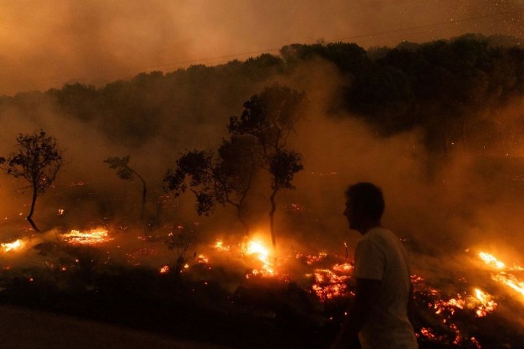 Thumbnail for Thousands evacuated as fires threaten Greece, Crete