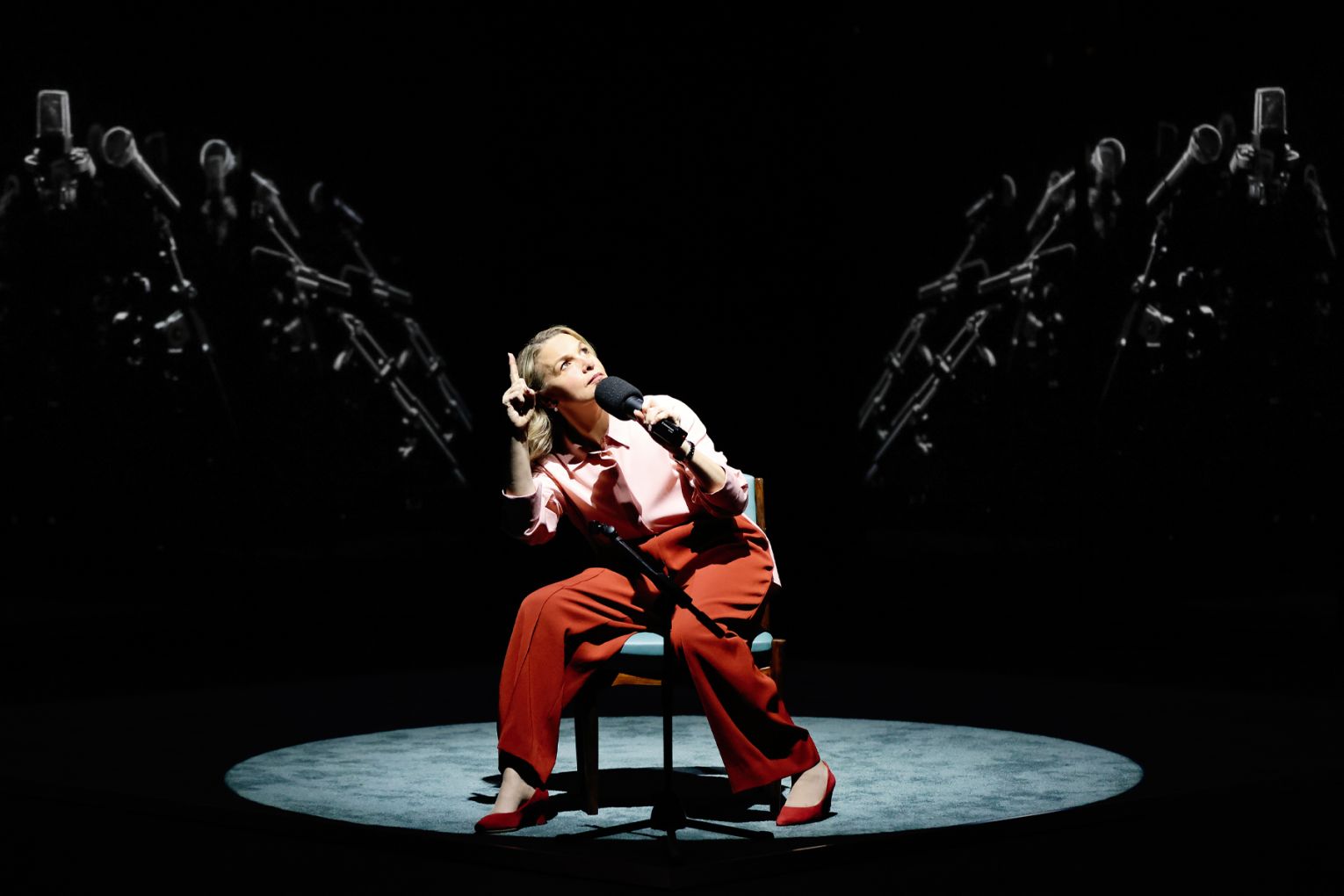 Justine Clarke playing Julia at QPAC | Credit: image supplied
