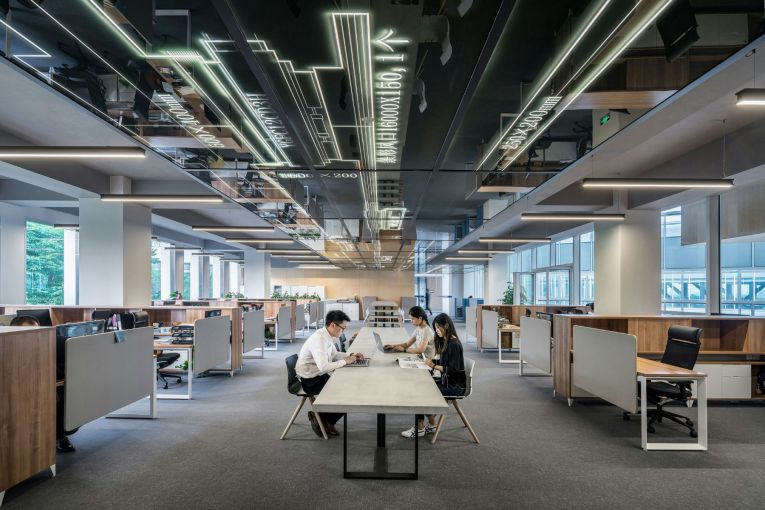 Thumbnail for AI conversation shifts as labour market settles