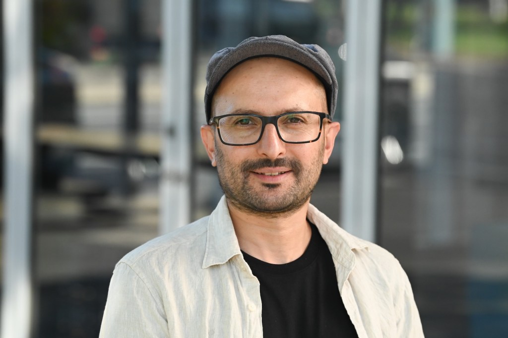 ‘Literature should make us question things’: Hossein Asgari grapples with memory and grief in Desolation