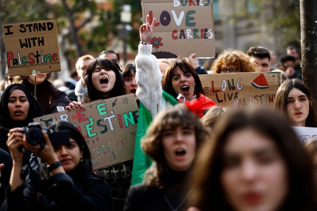 Thumbnail for Israel lashes out as Labor eyes Palestine recognition