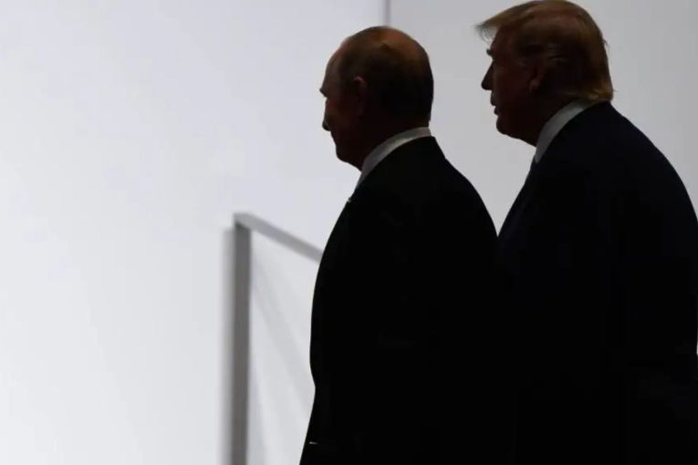 Thumbnail for Putin convinced he’ll make a Ukraine deal: Trump