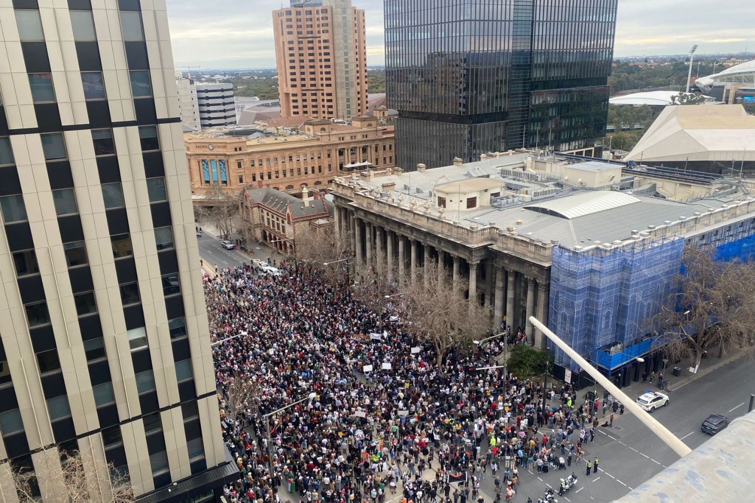 A pro-Palestine rally attracted thousands yesterday. Photo: Students for Palestine