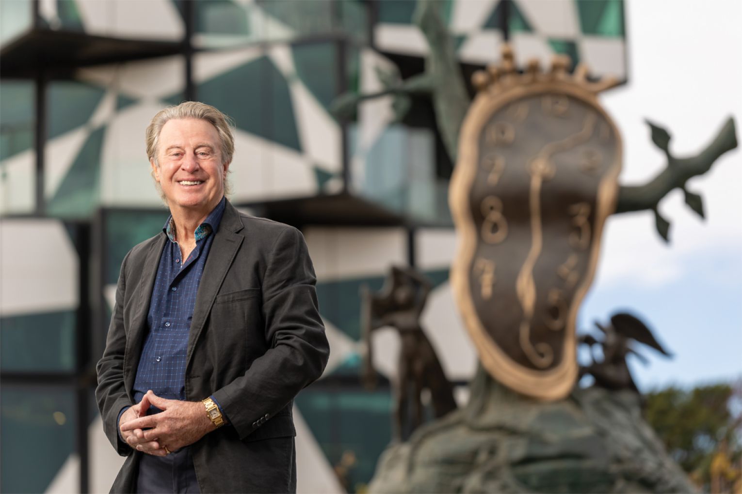 The art aficionado and lover of surrealism feels right at home at the d’Arenberg Cube.