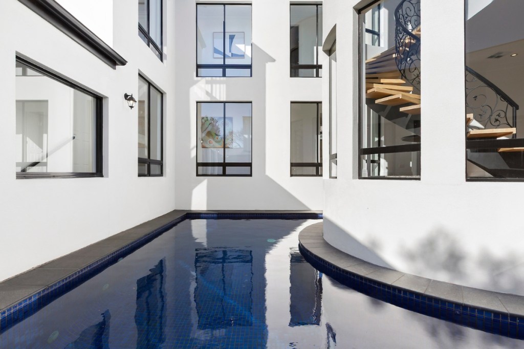 Georgian grandeur in wonderful Wattle Park