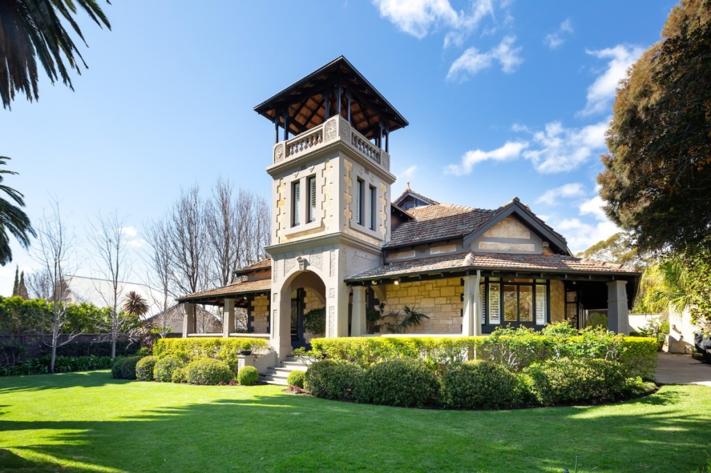Prominent fashion designer sells historic Netherby mansion – Premium Property