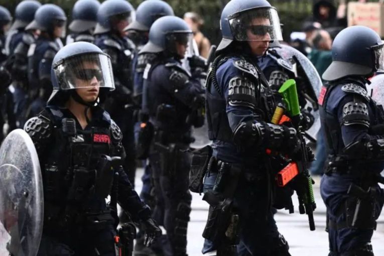 Thumbnail for Violent clashes, arrests at anti-immigration rallies