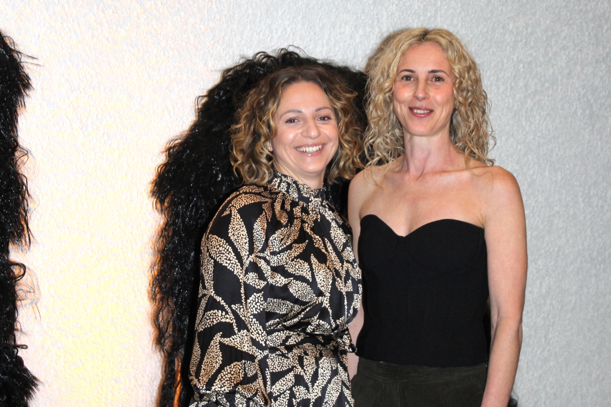 Niki Miteloudisv and Kathy Atsikbasis